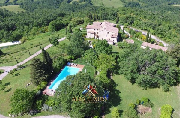 casa indipendente in vendita a Sarteano