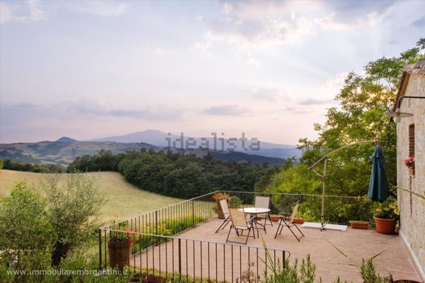 casale in vendita a Sarteano