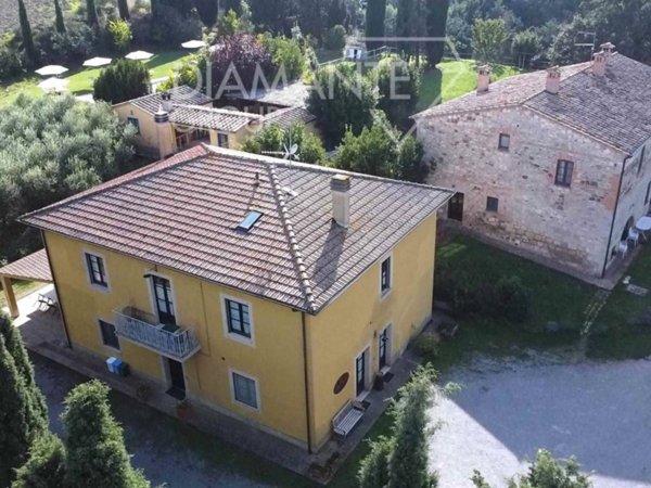 locale di sgombero in vendita a Sarteano