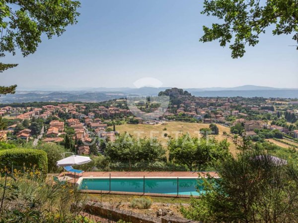 casa indipendente in vendita a Sarteano