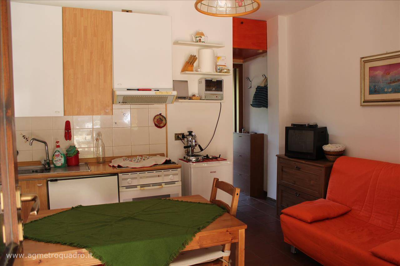 appartamento in vendita a Sarteano in zona Castiglioncello del Trinoro