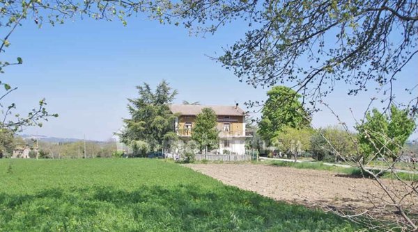 casa indipendente in vendita a Sarteano