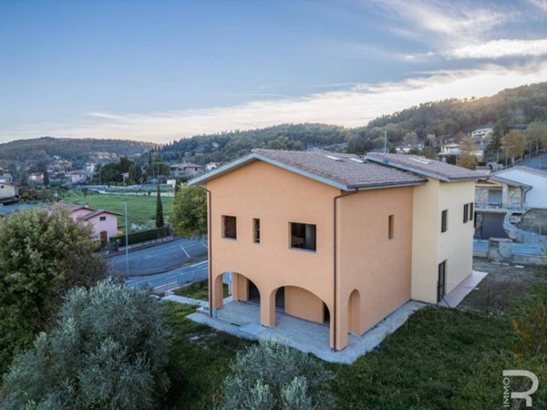 casa indipendente in vendita a Sarteano