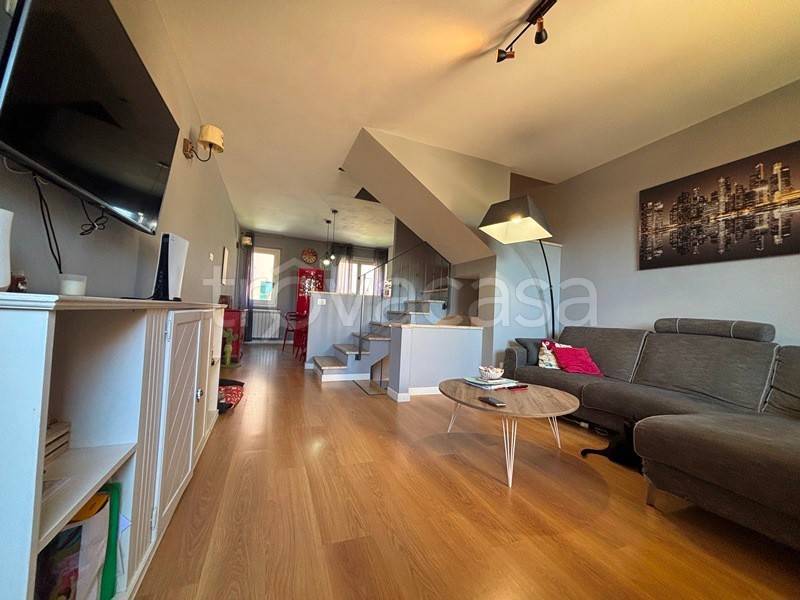 casa indipendente in vendita a Sarteano