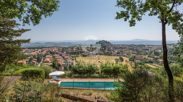 casale in vendita a Sarteano