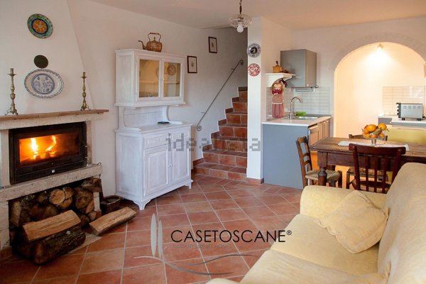 casa indipendente in vendita a Sarteano