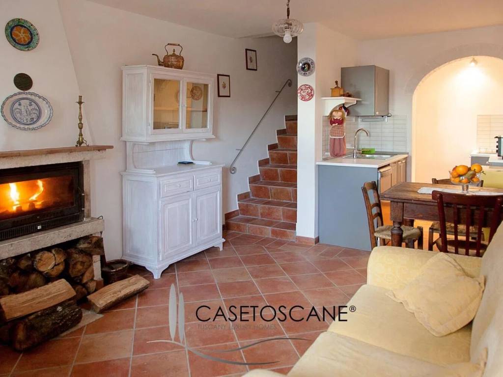 casa indipendente in vendita a Sarteano