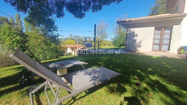 casa indipendente in vendita a Sarteano