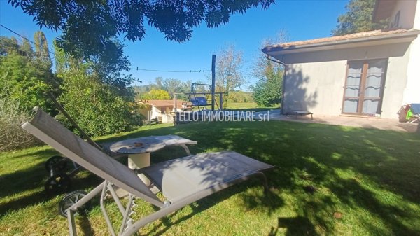 casa indipendente in vendita a Sarteano
