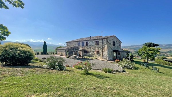 casa indipendente in vendita a Sarteano