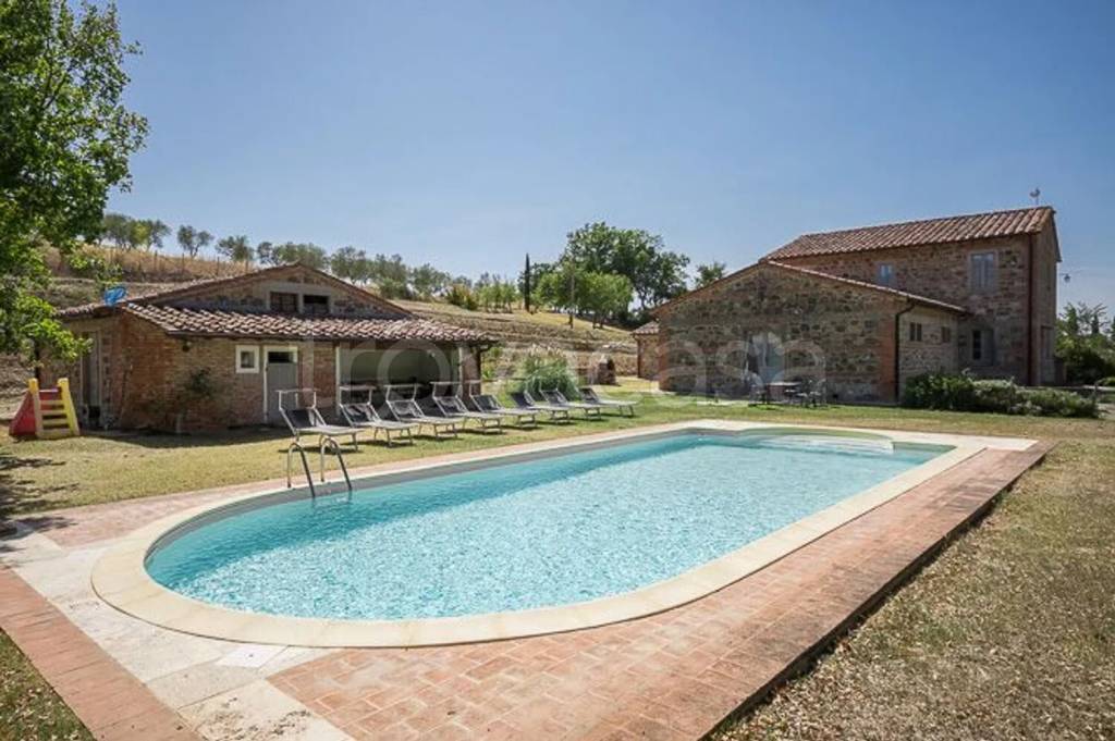 casa indipendente in vendita a Sarteano