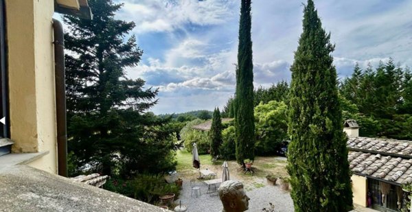 casa indipendente in vendita a Sarteano