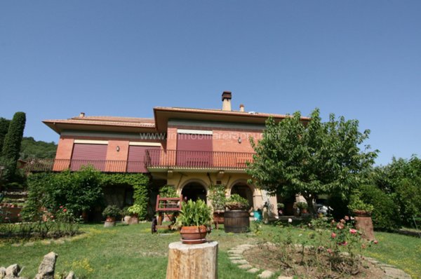 casa indipendente in vendita a Sarteano