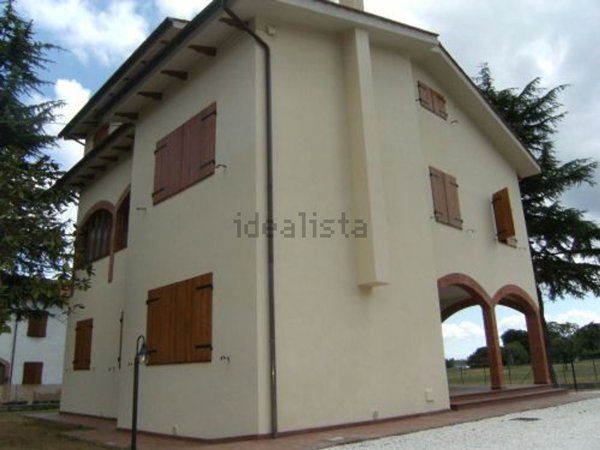 casa indipendente in vendita a Sarteano