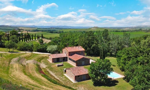 casale in vendita a Sarteano