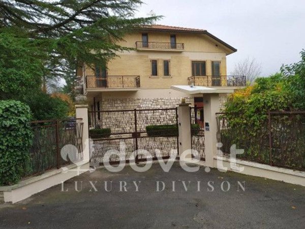 casa indipendente in vendita a Sarteano