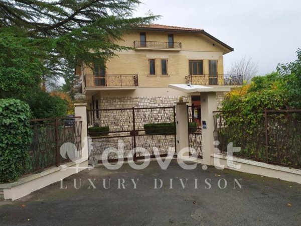 casa indipendente in vendita a Sarteano