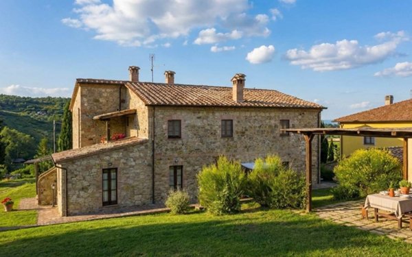 negozio in vendita a Sarteano