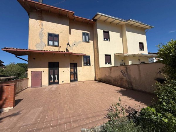 casa indipendente in vendita a Sarteano