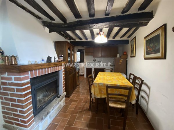 intera palazzina in vendita a Sarteano