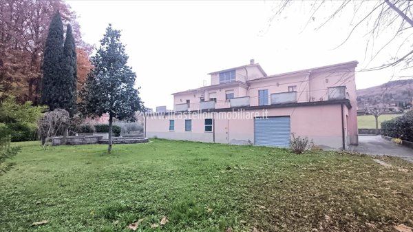 casa indipendente in vendita a Sarteano