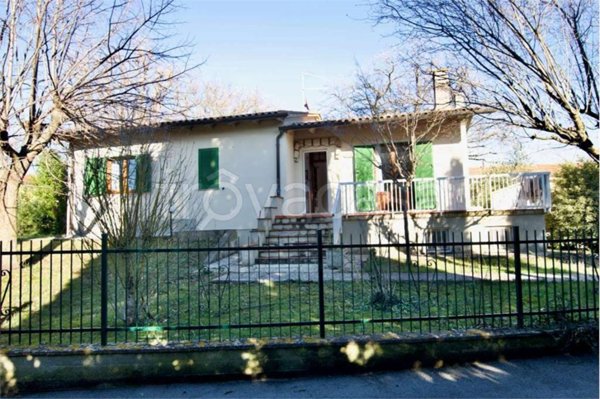 casa indipendente in vendita a Sarteano