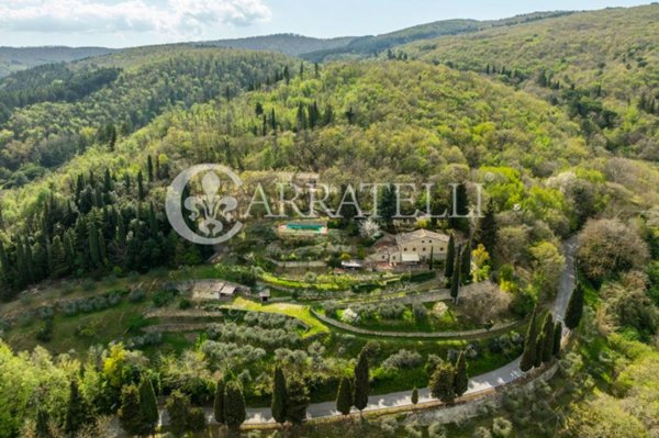 casa indipendente in vendita a Sarteano