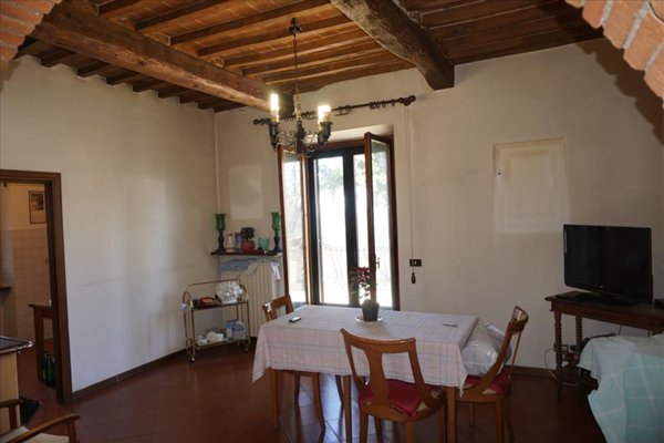 casa indipendente in vendita a Sarteano
