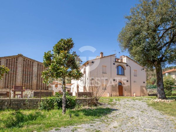 casa indipendente in vendita a Sarteano