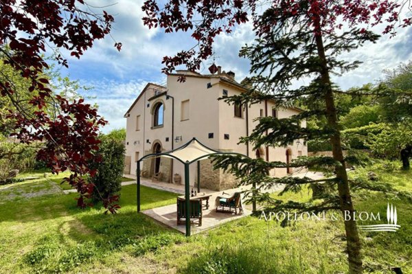 casa indipendente in vendita a Sarteano