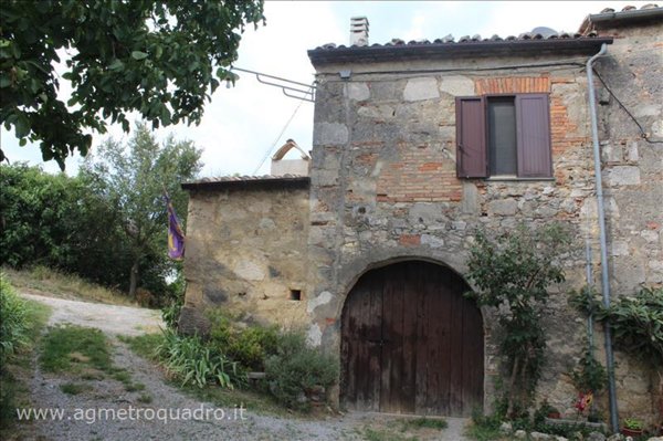 casa indipendente in vendita a Sarteano