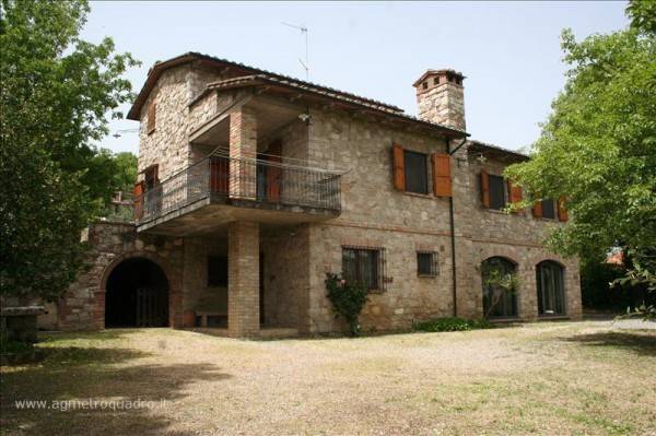 casa indipendente in vendita a Sarteano