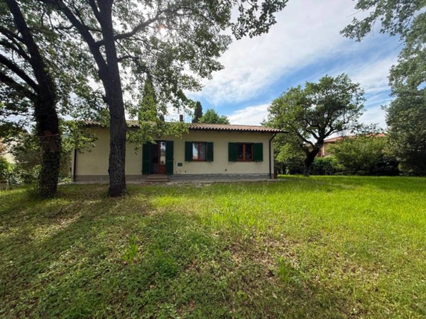 casa indipendente in vendita a Sarteano