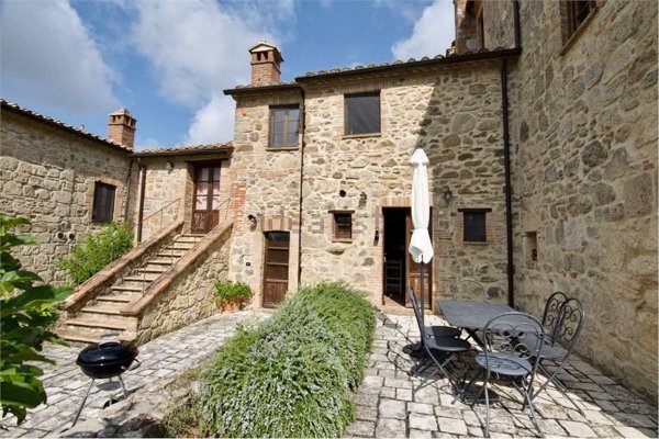 appartamento in vendita a Sarteano in zona Castiglioncello del Trinoro