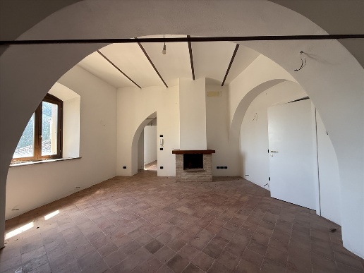 appartamento in vendita a Sarteano in zona Castiglioncello del Trinoro