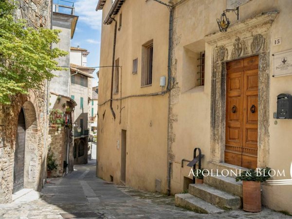 casa indipendente in vendita a Sarteano