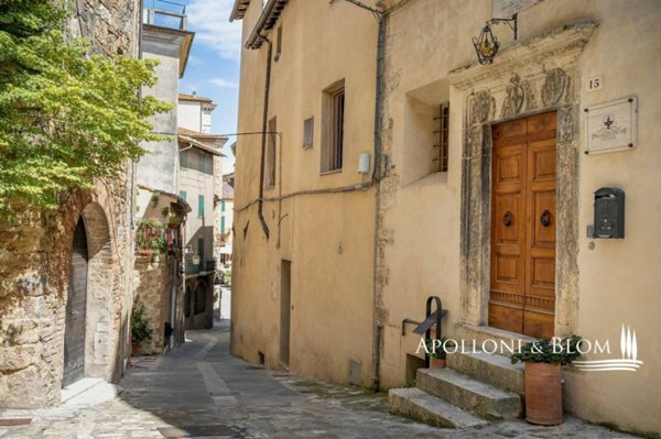 casa indipendente in vendita a Sarteano