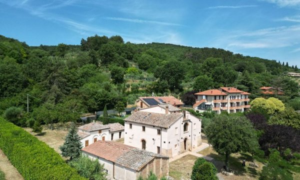 casa indipendente in vendita a Sarteano