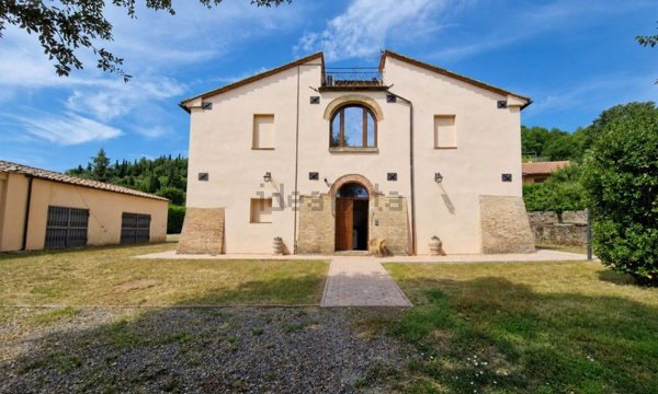 casa indipendente in vendita a Sarteano