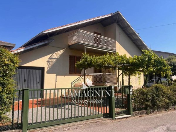 casa indipendente in vendita a Sarteano