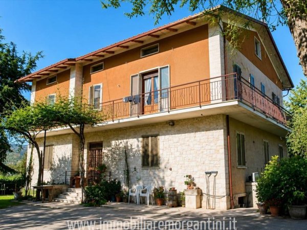 casa indipendente in vendita a Sarteano in zona Castiglioncello del Trinoro