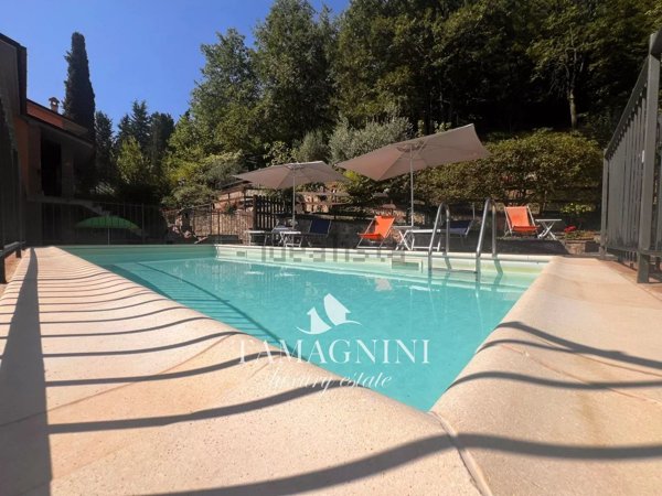 casa indipendente in vendita a Sarteano