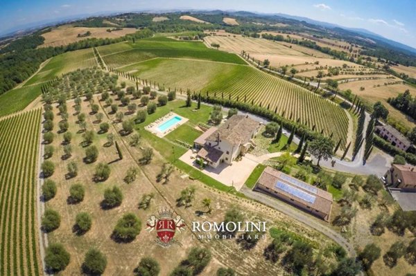 casa indipendente in vendita a Sarteano