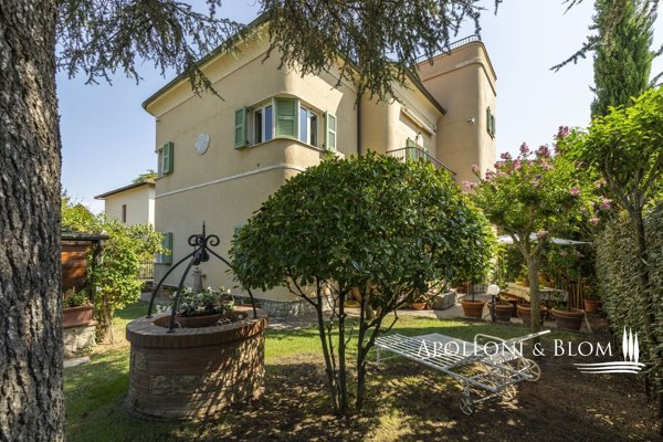 casa indipendente in vendita a Sarteano