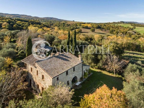 casa indipendente in vendita a Sarteano