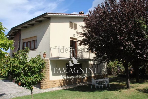 casa indipendente in vendita a Sarteano