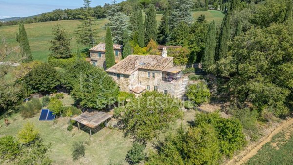 casa indipendente in vendita a Sarteano in zona Castiglioncello del Trinoro