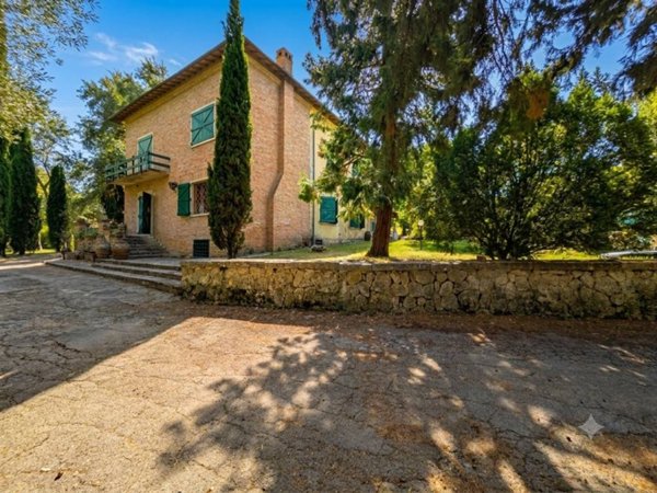 casa indipendente in vendita a Sarteano