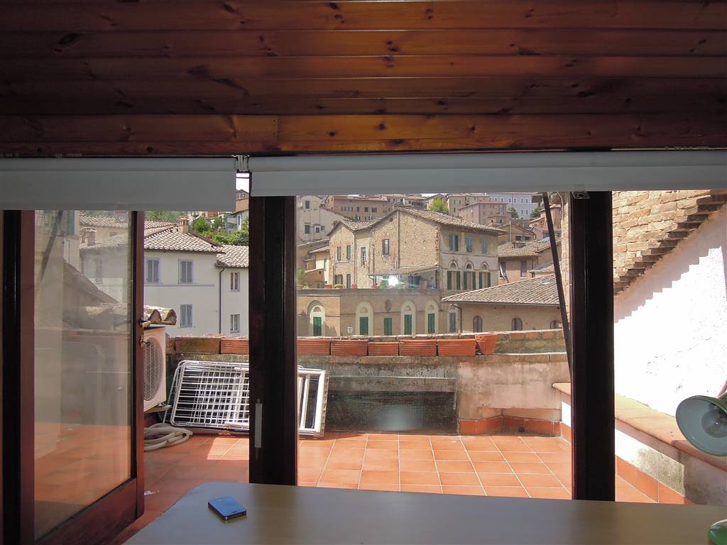 appartamento in vendita a Siena in zona Valli