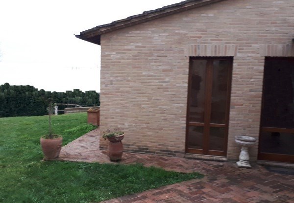 casa indipendente in vendita a Siena